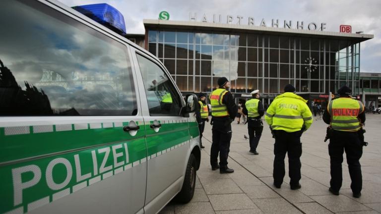 Επίθεση με μαχαίρι στο κέντρο της Κολωνίας - Ένας τραυματίας