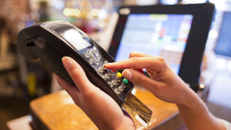 Ποιοι είναι οι 15 κλάδοι που θα πρέπει να έχουν POS μέχρι τέλος Ιουνίου