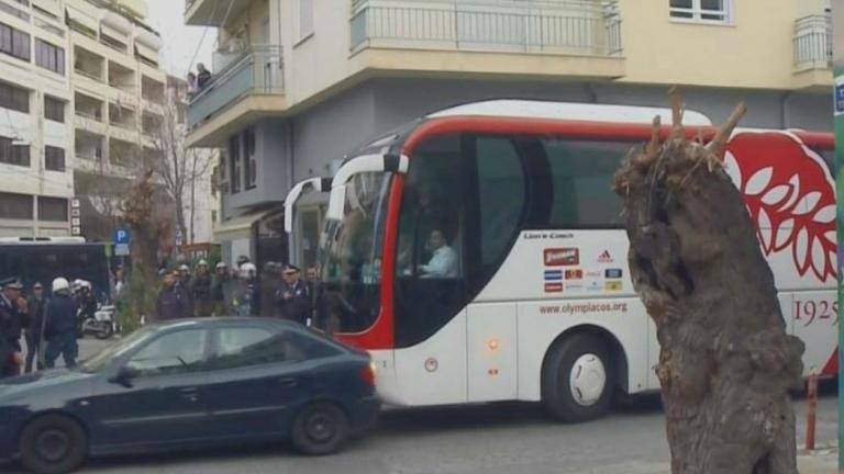 Τράκαρε το πούλμαν του Ολυμπιακού πριν φτάσει στη "Λεωφόρο"