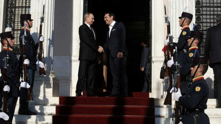 Στο υψηλό επίπεδο των διμερών σχέσεων Ρωσίας Ελλάδας αναφέρθηκαν Τσίπρας - Πούτιν