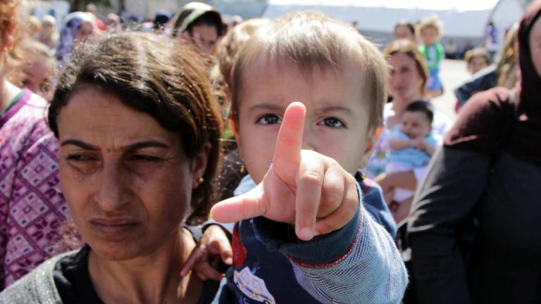 Από τον Πειραιά στον Σκαραμαγκά περίπου 400 πρόσφυγες