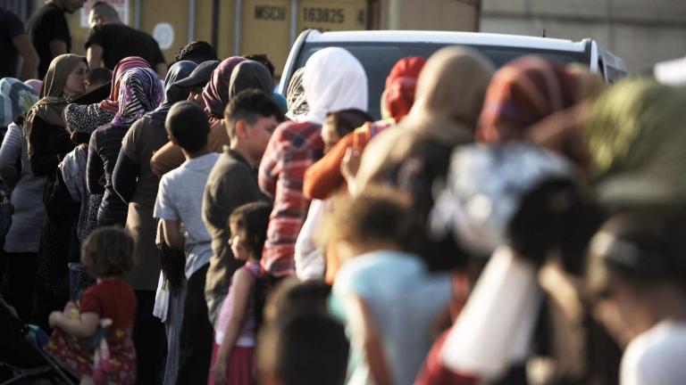 Στις 53.980 οι πρόσφυγες και μετανάστες στη χώρα