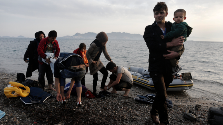 Γεμίζει η Χίος με μετανάστες ασαφούς εθνικότητας