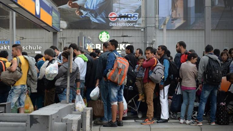 Αποκάλυψη σοκ: Οι Γερμανοί ξεκινούν την επαναπροώθηση προσφύγων στην Ελλάδα από τις 15 Μαρτίου!