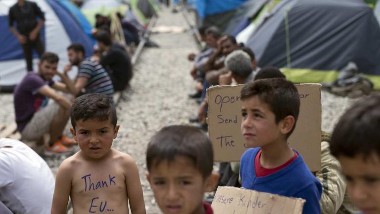 Ξεπέρασαν επισήμως τους 54.000 οι πρόσφυγες στην Ελλάδα!