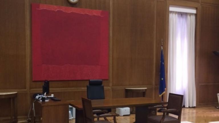 Πρωθυπουργικό γραφείο: Το καλό νέο είναι ότι ο κ. Μητσοτάκης δεν έπαθε αφωνία μετά το Eurogroup