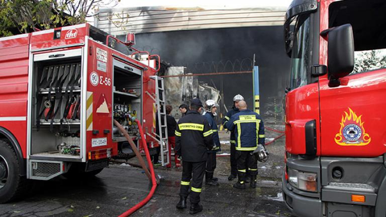 Πυρκαγιά σε εργοστάσιο στη Νέα Σάντα Κιλκίς