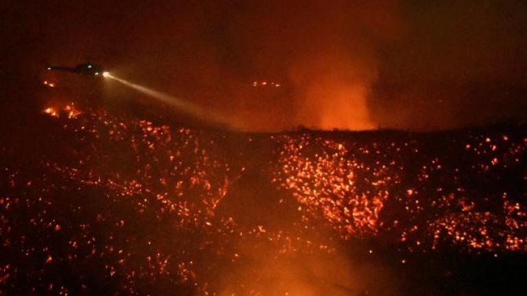 Μεγάλη και ανεξέλεγκτη πυρκαγιά στο Λος Άντζελες 