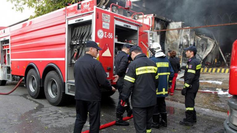 Πυρκαγιά σε εγκαταλελειμμένο κτίριο στην Αθήνα