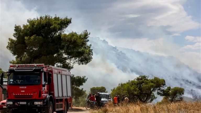 Δασική πυρκαγιά στο Καραχάλιο Βοιωτίας