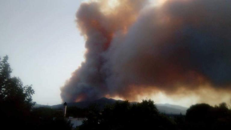 Κόλαση σε Αχαΐα, Αρκαδία και Ηλεία-Εντολή εκκένωσης για γυναικόπαιδα και ηλικιωμένους σε 4 χωριά στην Αχαΐα