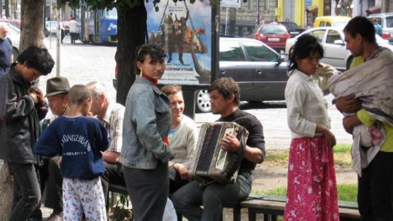 Γραμματεία Ρομά δημιουργεί ο Παναγιώτης Κουρουμπλής