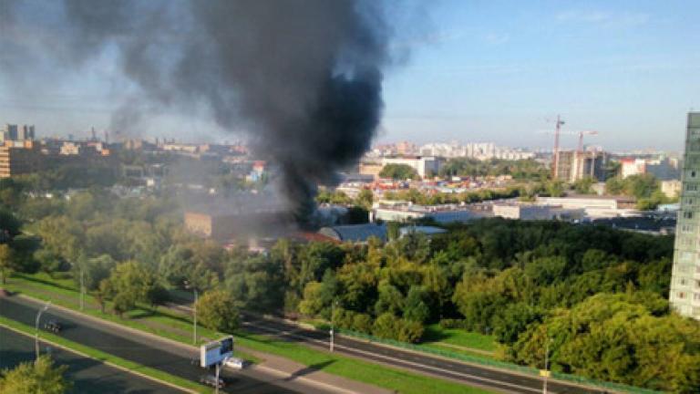 Φονική πυρκαγιά σε αποθήκη στη Μόσχα 