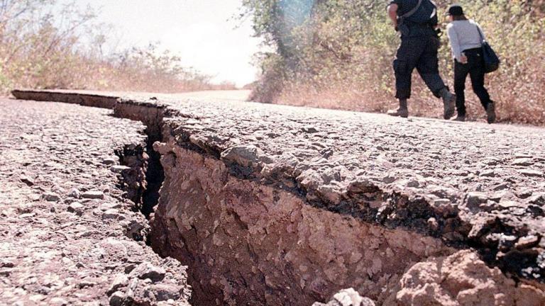 Ισχυρός σεισμός στον Ισημερινό