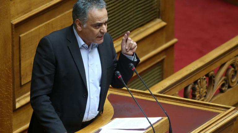 Σκουρλέτης: Το φθινόπωρο η διάταξη για τους συμβασιούχους