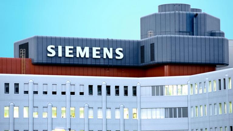 Προθεσμία έως τις 15 Σεπτεμβρίου στη μεταφραστική υπηρεσία για το βούλευμα της Siemens