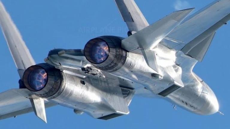 Μαζί με το Su-30S είναι η κορυφαία μαχητικών τέταρτης γενιάς της Sukhoi