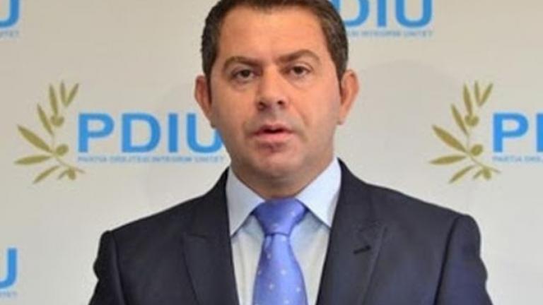 Στα Τίρανα θα "παιχτεί" η εκλογή του Προέδρου του Κόμματος των Τσάμηδων Σπετίμ Ιντρίζι