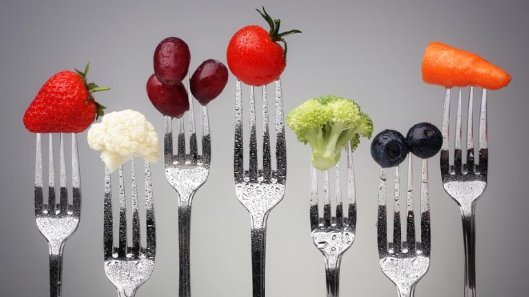 Ποια φρούτα και λαχανικά έχουν τα περισσότερα φυτοφάρμακα