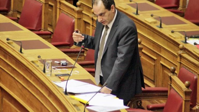 Σπίρτζης: “Δεν θα κοπούν άγονες γραμμές, αντίθετα, μειώνονται οι δαπάνες κατά 70%” 