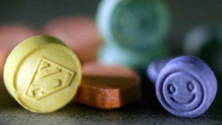 Συνελήφθη 26χρονος για εισαγωγή ναρκωτικών δισκίων ecstasy