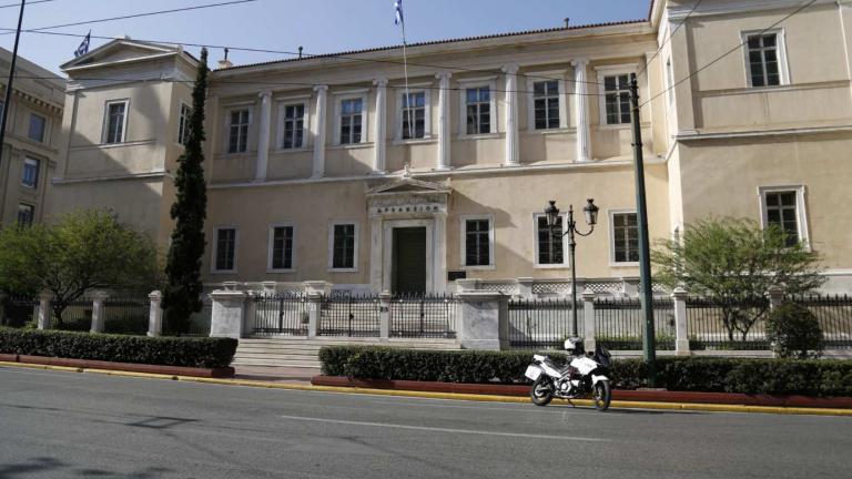 Συνεχίζεται η συνεδρίαση της Ολομέλειας του ΣτΕ