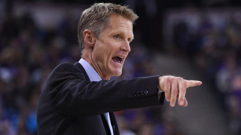 Κορυφαίος προπονητής της χρονιάς στο NBA ο Steve Kerr