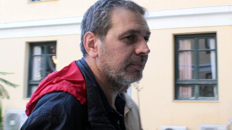Ελεύθερος ο Στέφανος Χίος-Αύριο η δίκη του στο Αυτόφωρο-Μήνυσε τον Σπίρτζη
