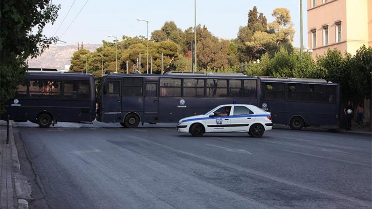 Δρακόντεια μέτρα από την ΕΛ.ΑΣ. για την συγκέντρωση των «Παραιτηθείτε»