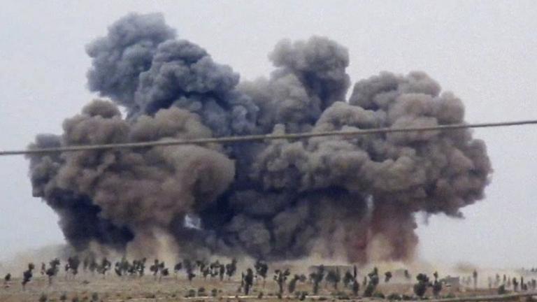 Συρία: 23 άμαχοι νεκροί, ανάμεσά τους 9 παιδιά, από αεροπορικές επιδρομές
