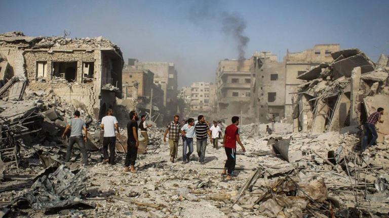 Συρία: Τουλάχιστον 46 νεκροί, κυρίως άμαχοι, από αεροπορικούς βομβαρδισμούς