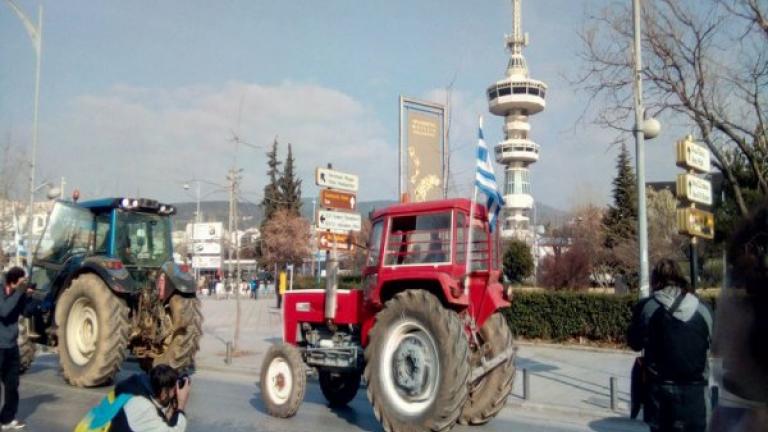 Συγκέντρωση συμπαράστασης στους αγρότες από συνδικάτα εργαζομένων