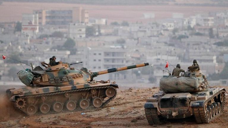 Ενισχύει τις στρατιωτικές της δυνάμεις στη Συρία η Τουρκία με περισσότερα τανκς