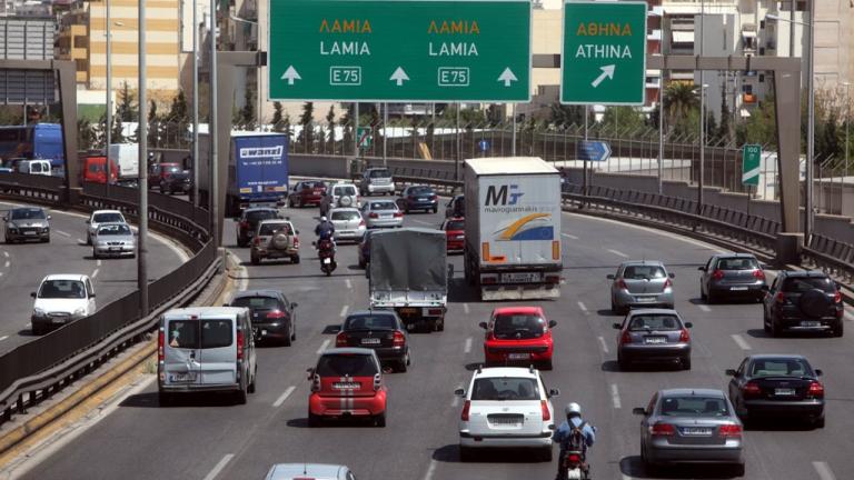 Πρόστιμα και κατασχέσεις για οφειλές τελών κυκλοφορίας