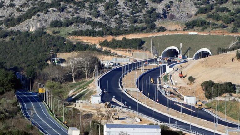 Χρ. Σπίρτζης: Μέχρι το Πάσχα η παράδοση των νέων αυτοκινητόδρομων