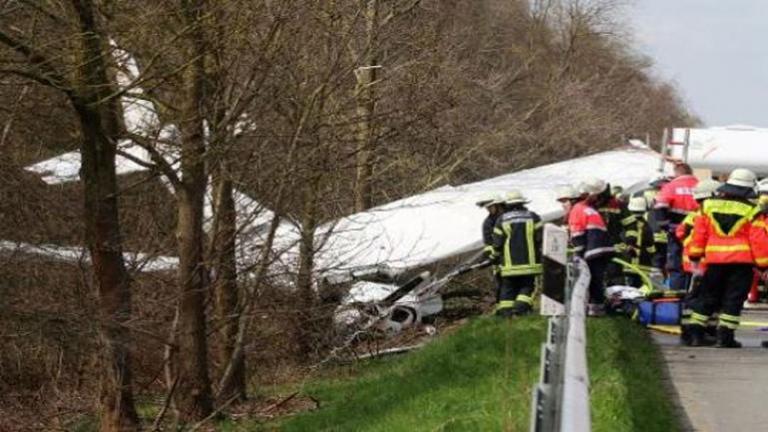 Τέσσερις Γερμανοί νεκροί σε συντριβή μικρού αεροσκάφους