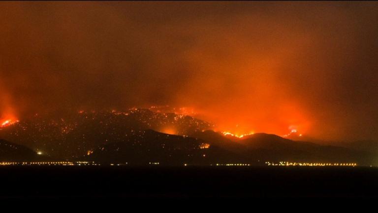 Σε κατάσταση έκτακτης ανάγκης η Θάσος - Κάηκαν σπίτια - Απειλούνται χωριά