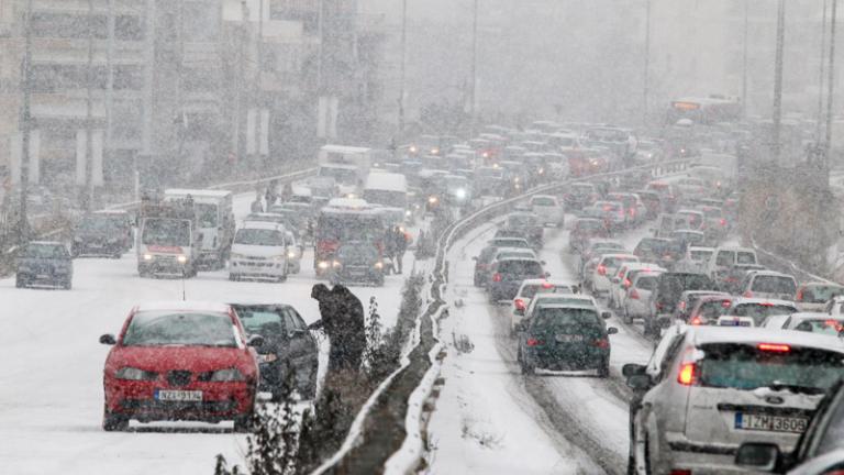 Θεσσαλονίκη: Τεράστια προβλήματα στην πόλη - Εφιαλτικές στιγμές έζησαν οι οδηγοί