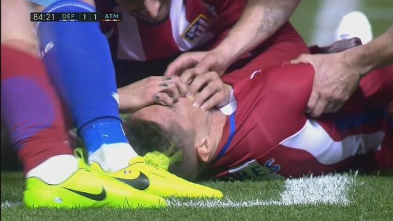 Σοκαριστικός τραυματισμός για Φερνάντο Τόρες, εκτός κινδύνου ο παίχτης