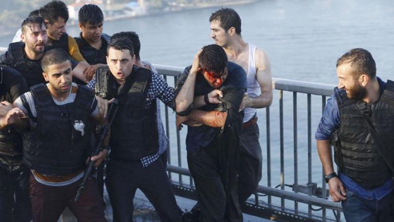 Πραξικόπημα στην Τουρκία: Πριν από λίγο ''αποκεφαλίστηκαν'' χιλιάδες αστυνομικοί!