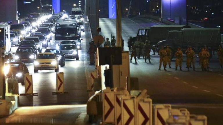Διαβάστε αποσπάσματα που μεταδίδονταν στους ασυρμάτους τη νύχτα του κινήματος κατά του Ερντογάν