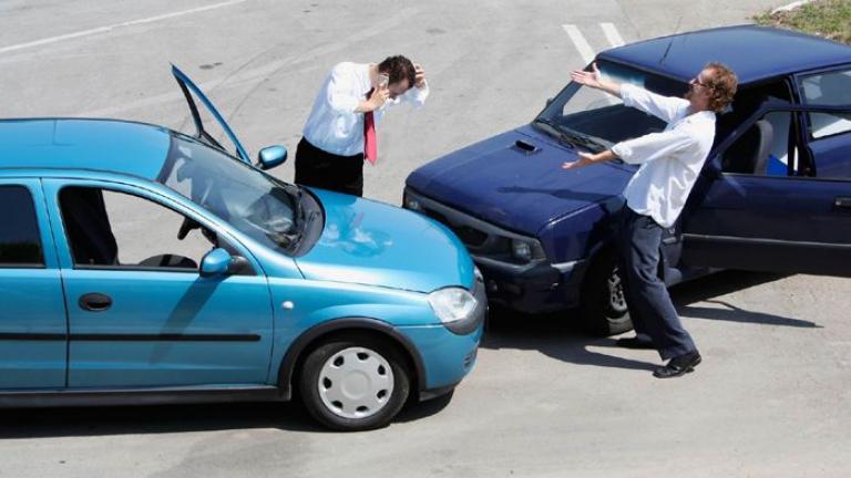 Αυξήθηκαν τα τροχαία που προκαλούν Έλληνες στο εξωτερικό και Βούλγαροι στην Ελλάδα