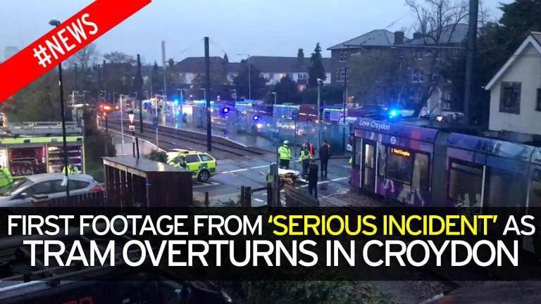 Ανατράπηκε τραμ στο Λονδίνο παγιδεύοντας ανθρώπους – Τουλάχιστον 40 τραυματίες!