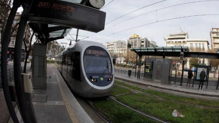 Σύλληψη για φθορές σε ακυρωτικά μηχανήματα εισιτηρίων σε στάση του τραμ