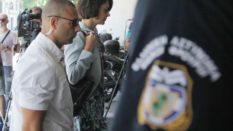 Le Figaro: “Ο πόλεμος έχει κηρυχθεί! - Η Αθήνα προκαλεί πάλι τους δανειστές”