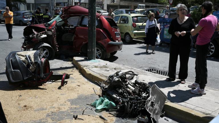 Ενας νεκρός σε τροχαίο δυστύχημα στη λεωφόρο Συγγρού