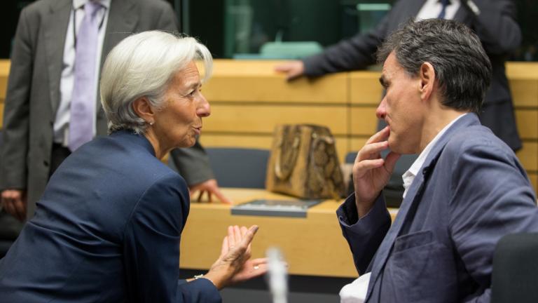 ΔΝΤ: «Να δημιουργηθούν ευνοικές συνθήκες εξόδου της Ελλάδας στις αγορές»
