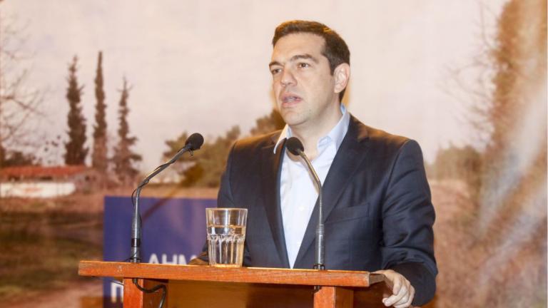 Αλ. Τσίπρας κατά την παράδοση του πρώην στρατοπέδου «Παύλου Μελά» στους πολίτες: «Οξυγόνο τα κοινωνικά κινήματα»
