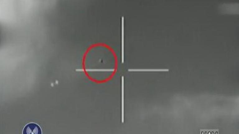 F-16 καταρρίπτει μη επανδρωμένο αεροσκάφος (UAV) -  Δείτε video