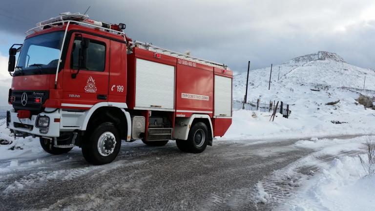 Επιχείρηση απεγκλωβισμού τροχόσπιτου Γάλλων που εγκλωβίστηκαν επί 4 ημέρες στα Δερβενοχώρια